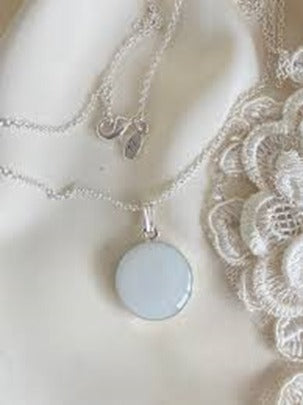 Luna Pendant