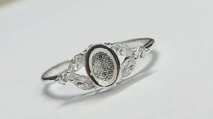 Oval Marquise ring